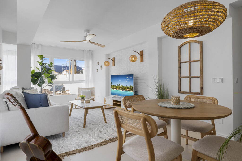 2024.10.26 - Spanish riviera - Calle real 93 - P1