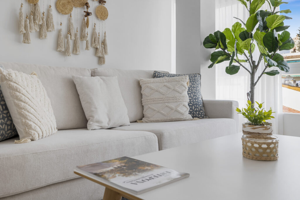 2024.10.26 - Spanish riviera - Calle real 93 - P13