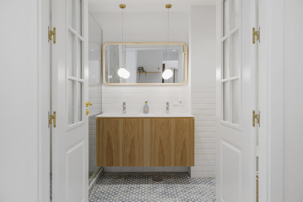 2024.10.26 - Spanish riviera - Calle real 93 - P20